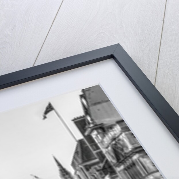 Trafalgar Square, London, UK by Assaf Frank